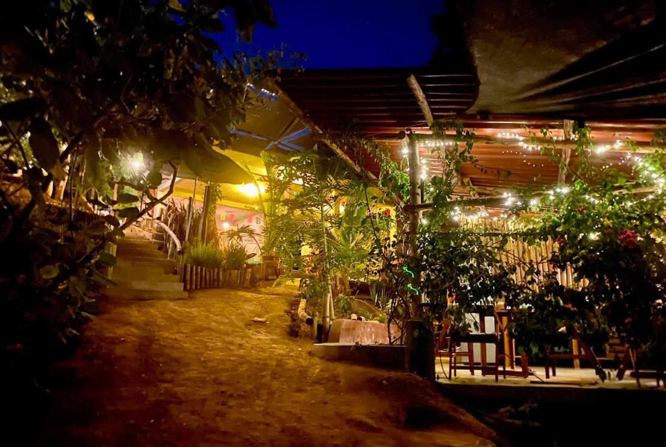 Bajo Las Estrellas Eco Glamping Масунте Экстерьер фото
